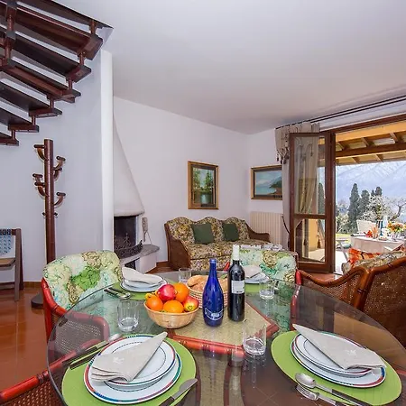 Apartamento Isola Comacina
